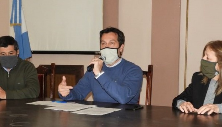 Rojas anunció que buscará renegociar el contrato del servicio de recolección de residuos