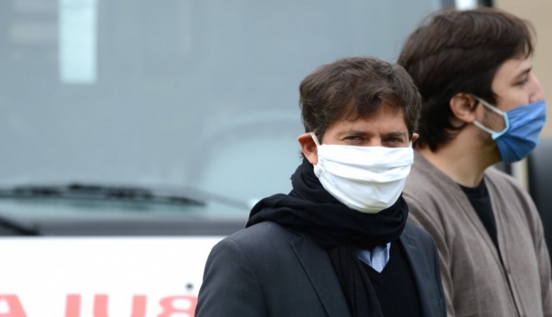 Axel Kicillof recorre el centro de aislamiento en la República de los Niños