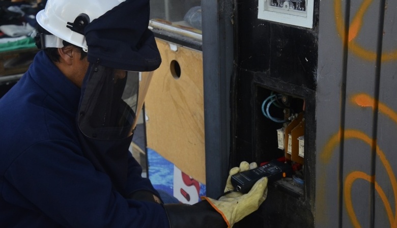 Multaron a PYMES por conexiones clandestinas al servicio eléctrico