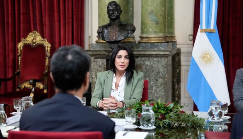 Explota el pasado político de Juliana Santillán: Bugallo la acusó de “mitómana” y “usurpadora de títulos”