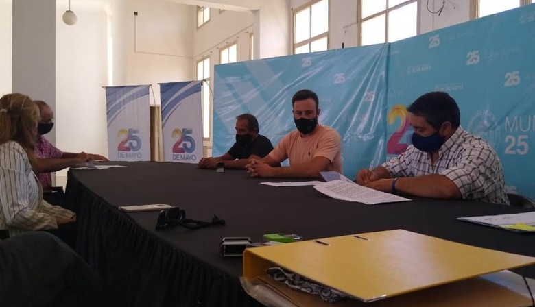 25 de Mayo firmó convenio con una cooperativa para avanzar con el Plan de Obra Pública 2025