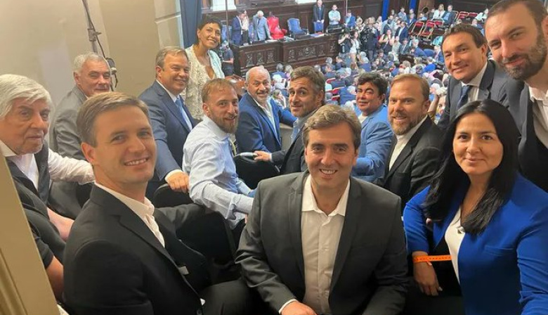 Cuenta regresiva: intendentes en la primera línea para blindar a PBA