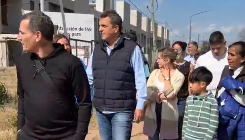 Massa visitó la Cuarta y Segunda sección y dijo que “el 7 se puede ganar”