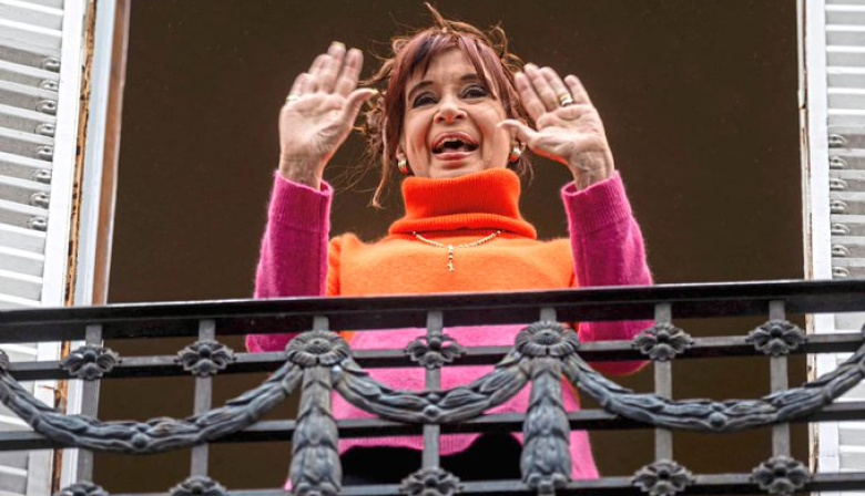 Cristina Kirchner cruzó a Milei por la Ley de Leyes: “Una bomba de tiempo”