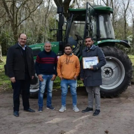El Municipio de Tordillo adquirió un nuevo tractor