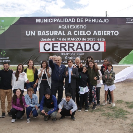 Kicillof en la inauguración del Complejo Ambiental de Pehuajó: "Donde antes había basura hoy es economía"