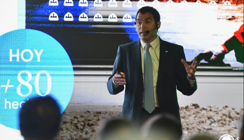 Ante Vecinos de Martínez, Ramón Lanús presentó los planes de Gobierno para 2025