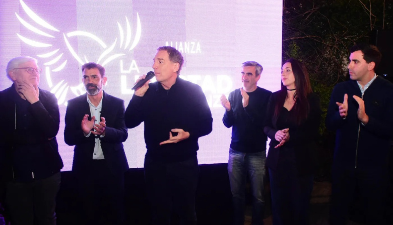 Santilli en La Plata: promesas de “arrasar” en septiembre y fuertes críticas al kirchnerismo