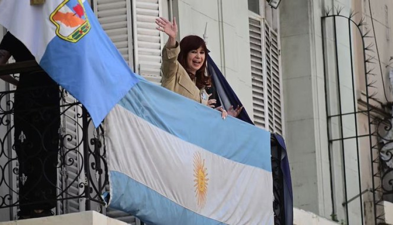 Cristina llamó a frenar a Milei en las urnas: “El experimento libertario fracasó y todos lo saben”