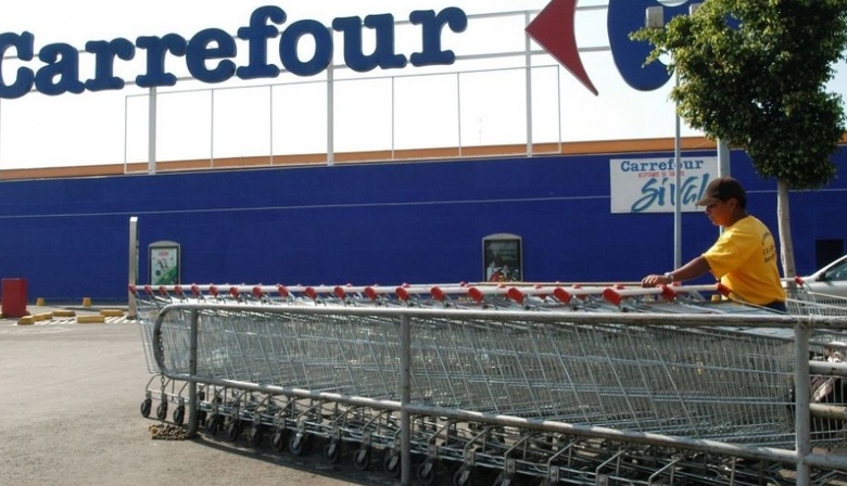El Gobierno llamó a una reunión entre los sindicatos y Carrefour