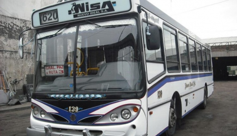 Paran líneas de colectivos del oeste bonaerense
