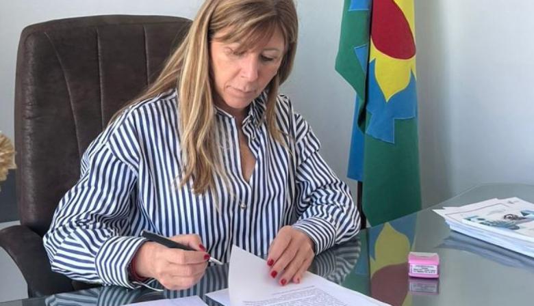 Vaccarezza busca incorporar la salud bucal a la Libreta Sanitaria Materno Infantil
