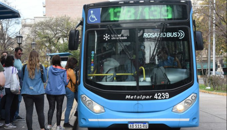 La provincia de Buenos Aires asegura transporte gratuito en días de votación