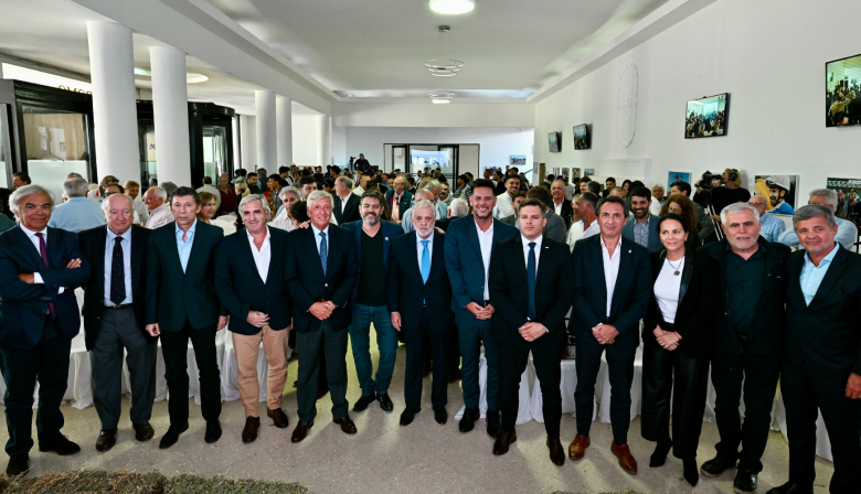 Anunciaron mejoras para modernizar el turf de la Provincia