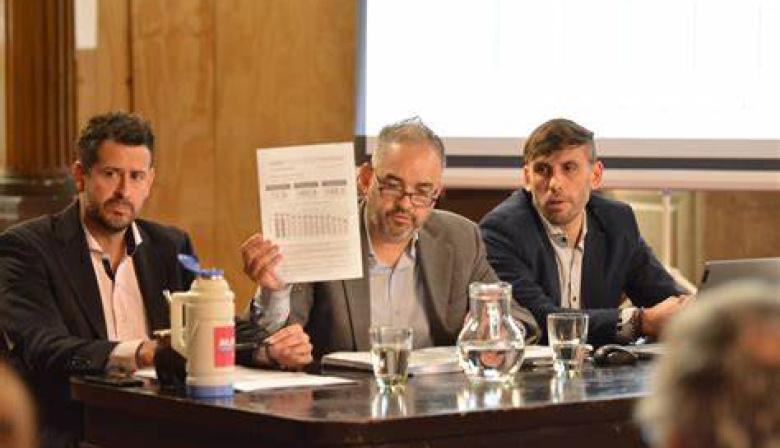 La Plata: “Pudimos cancelar una deuda de 20.500 millones de pesos que dejó Julio Garro”, dijo Giampaoli