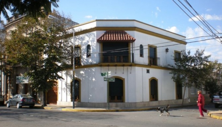 Declararían de Interés Histórico la casa del ex presidente Raúl Alfonsín en Chascomús