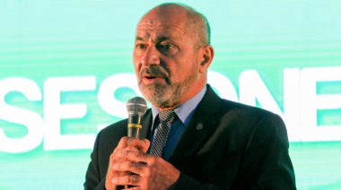 Secco combina política y cultura en su cierre de campaña en Ensenada