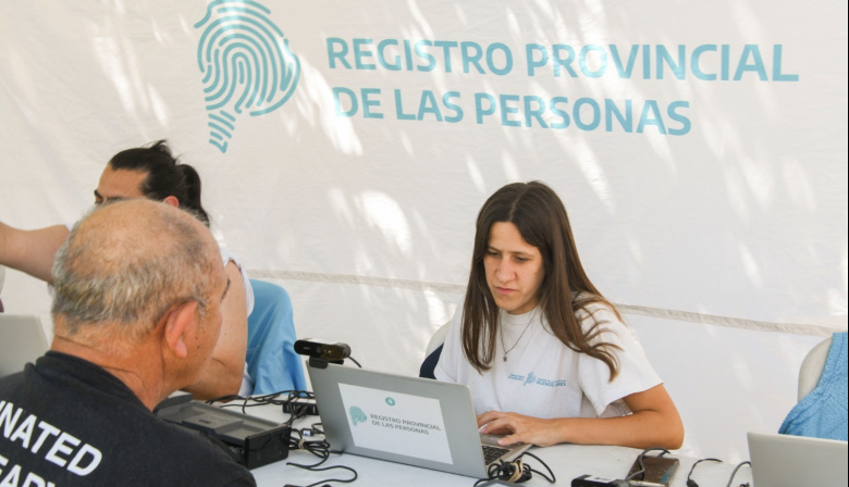 “Organizar Comunidad” llega a Ituzaingó con dos jornadas de servicios y asesoramiento