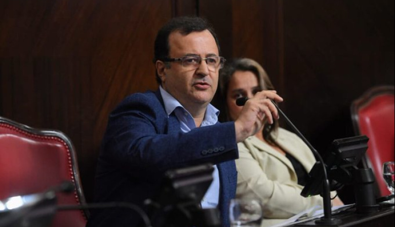 Daletto fundamentó su respaldo al proyecto que flexibiliza los límites de mandatos
