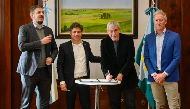 “Hay otro camino y va derecho al futuro”: Intendentes firmaron nuevos convenios leasing