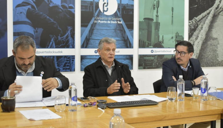 Pulti: “Dock Sud se aprovecharía al máximo si la Nación tuviera un modelo industrial”