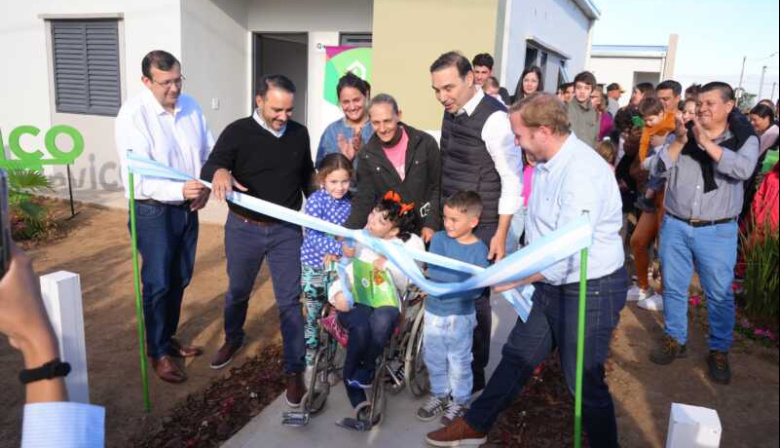 Corrientes: Valdés inauguró la Terapia Intensiva del Hospital Billinghurst