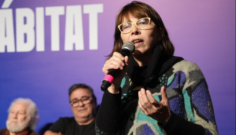 Según Batakis, Milei “ya no tiene resto económico ni músculo político”