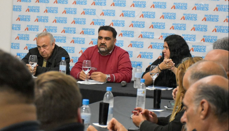 Luayza y dirigentes de Nuevos Aires proyectan el futuro del espacio en la provincia