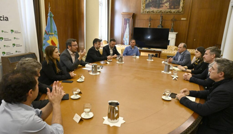El gobierno bonaerense abrió una mesa de trabajo con pymes para enfrentar la crisis