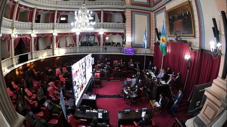 El Senado bonaerense aprobó por unanimidad la prórroga de la suspensión de determinados desalojos