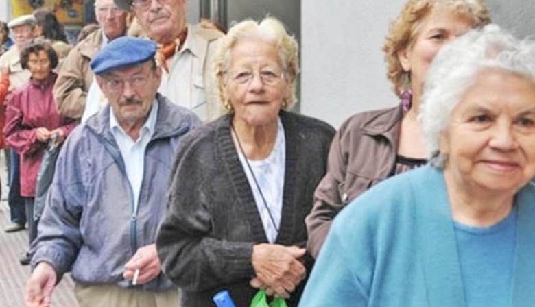 Los jubilados bonaerenses cobrarán sus haberes desde el jueves