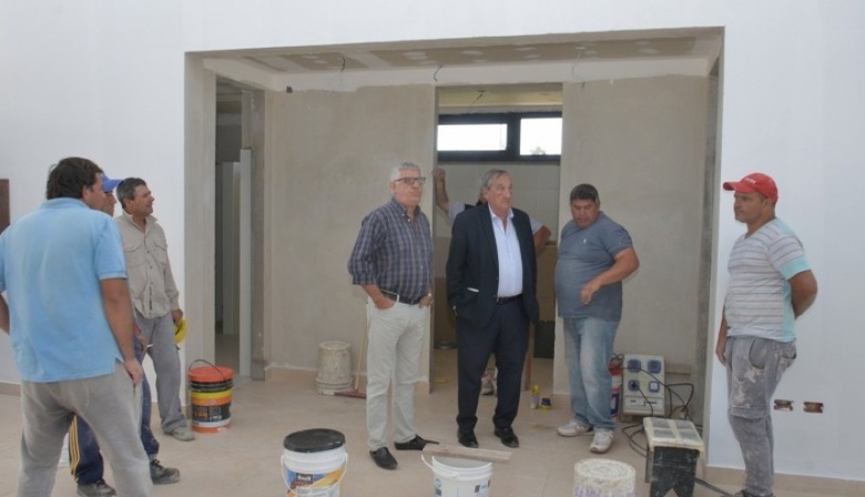 Tandil: Lunghi supervisó avances en obras del Fondo Educativo