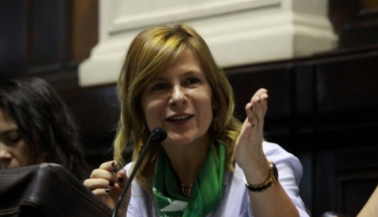 Buscan facilitar el acceso a Internet a universitarios bonaerenses