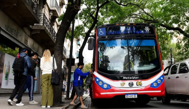 Desde noviembre, aumenta el boleto de colectivo en la Provincia