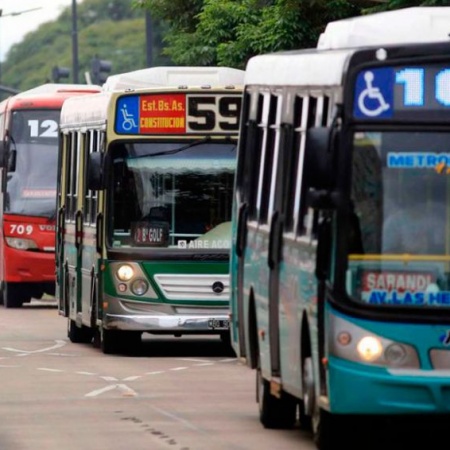 Efecto tarifazo: Cayó un 12% la cantidad de pasajeros que viajan en colectivo en el AMBA
