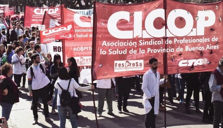 Profesionales de la salud bonaerense piden reapertura de paritarias