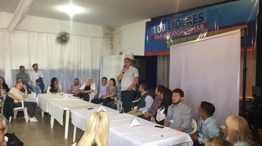 Encuentro de dirigentes peronistas en La Plata