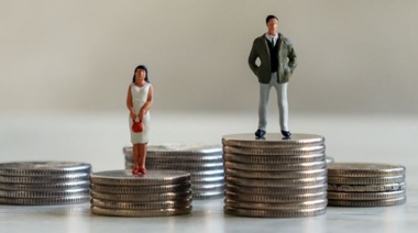 Rige la ley que establece que la inequidad salarial "es violencia laboral"