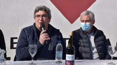 El ministro Rodríguez y el intendente Cagliardi lanzaron el Mes del Vino de la Costa