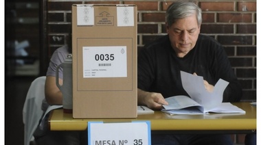 La oposición se refirió al rechazo del desdoblamiento de elecciones