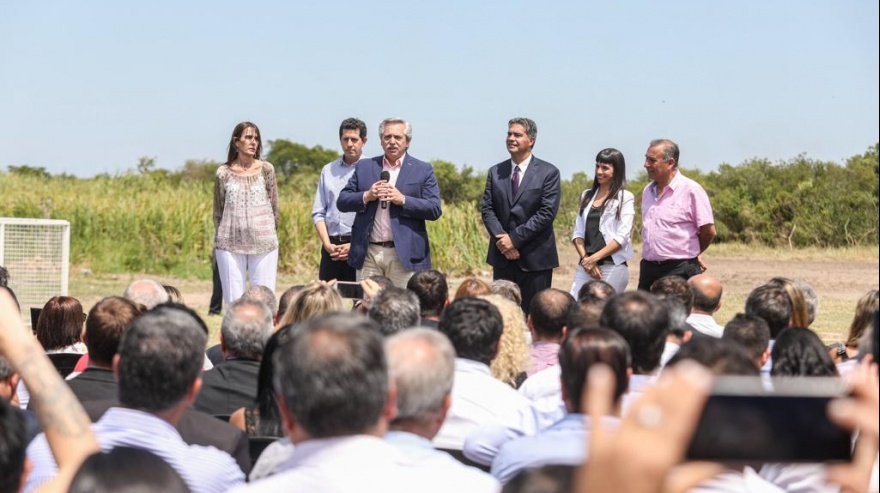 Alberto Fernández inauguró un complejo de viviendas en Chaco