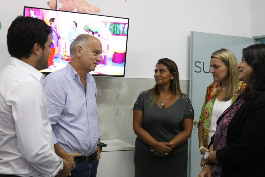 Lanús: Grindetti reinauguró una casa de abrigo