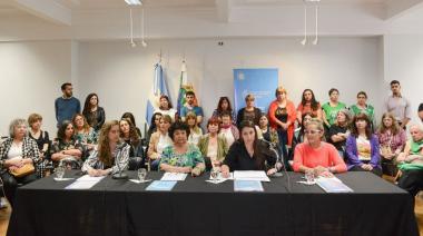 Piden por la continuidad del Ministerio de Mujeres