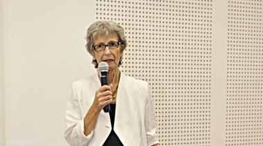 Adela Martínez: “Los candidatos jubilados de las cuatro profesiones pensaron en las cajas propias”