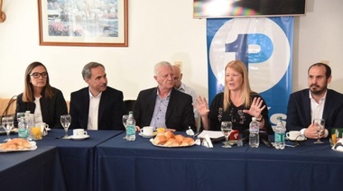 Stolbizer cerró la campaña provincial en La Plata junto a los candidatos de la Ciudad