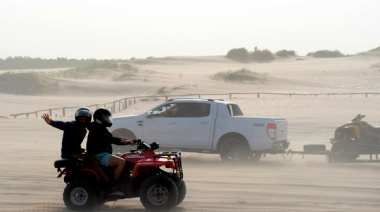 Buscan regular la circulación de vehículos a motor en las playas bonaerenses