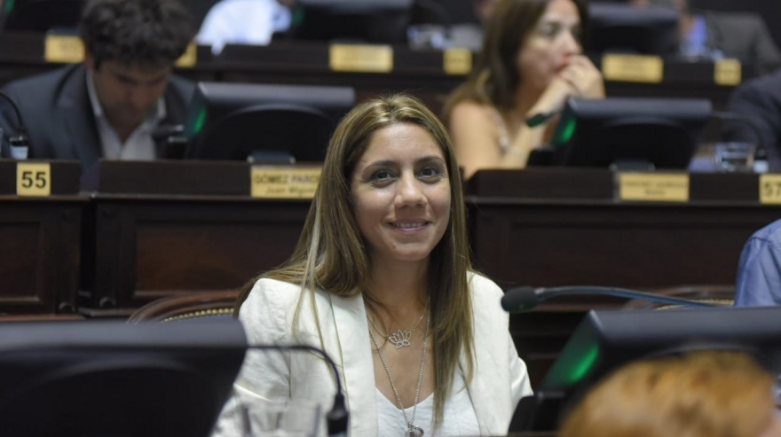 Débora Galán: “Desde un principio el Presidente eligió estar a favor de la vida de los argentinos”