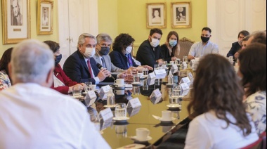 Alberto expresó su "orgullo por la ciencia y tecnología del país"