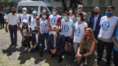 El presidente Fernández y el gobernador Kicillof visitaron un vacunatorio en Avellaneda