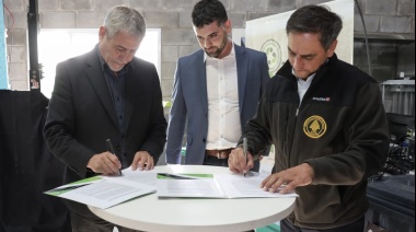 Avellaneda: Ferraresi y Juan Cabandié firmaron un acuerdo para fortalecer las reservas naturales municipales